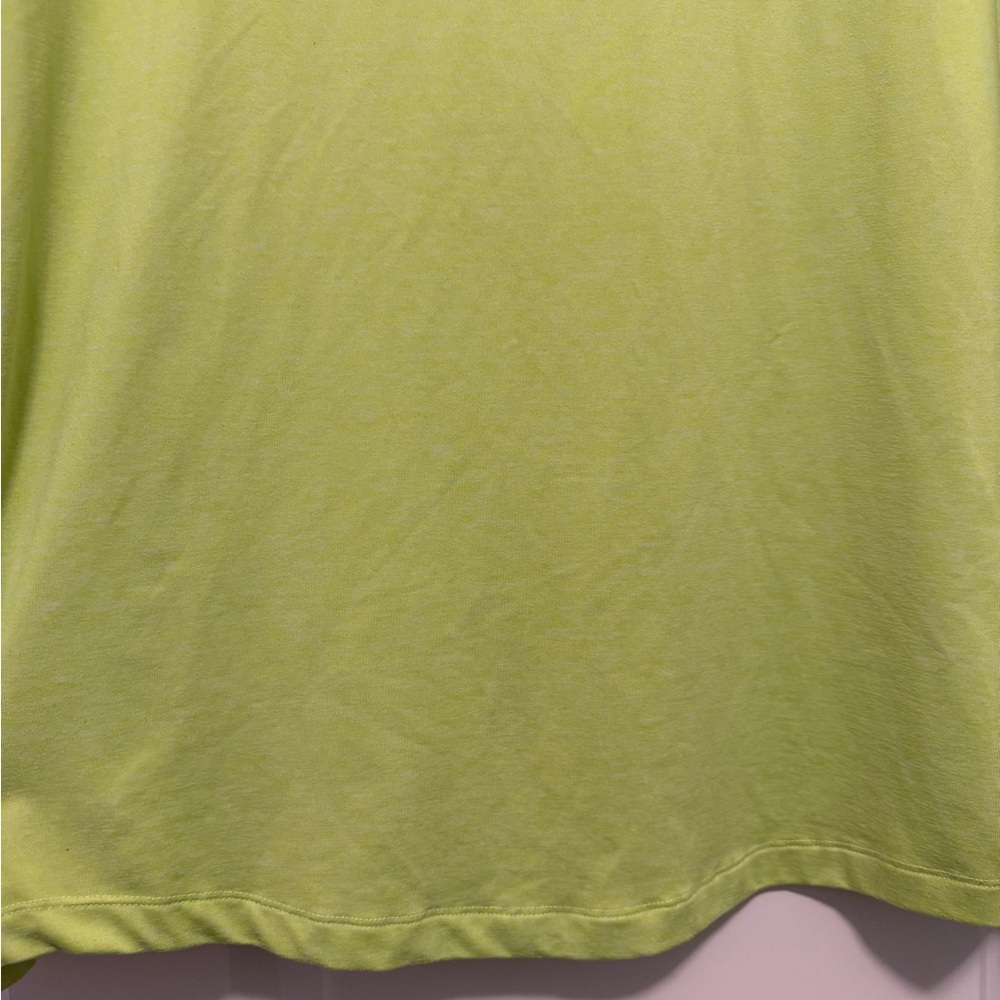 Nike woman’s  Lime Long Sleeve Tee - Picture 8 of 11